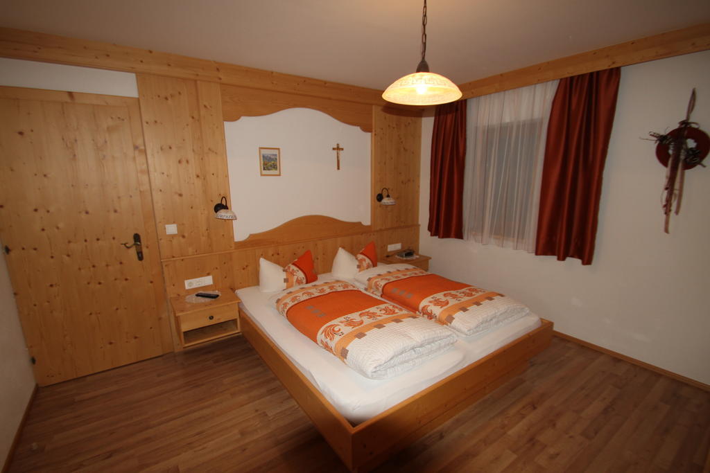 Alpenbauernhof Groebenhof Villa Fulpmes Værelse billede